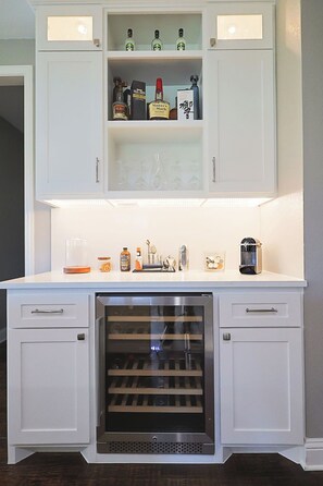 Fridge, microwave, oven, stovetop - 4BR Frisco Escape / Pool + Theater / Sleeps 10 / Spacious (Frisco)
