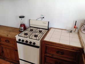 Standard Apartment, Beachside | Private kitchen