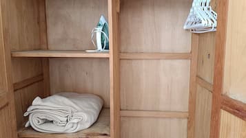 Standard Apartment, Beachside | Interior