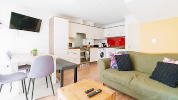 Casa, para fumadores | 4 habitaciones