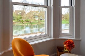 House | 6 bedrooms - Riverside GEM 6BR With River View NR City Centre (Cambridge)