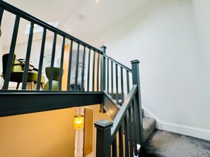 House, Smoking - Heliodor 4BR Townhouse With A C NR Addenbrookes (Cambridge)