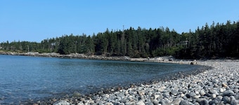 Bunkers Cove Cottage
