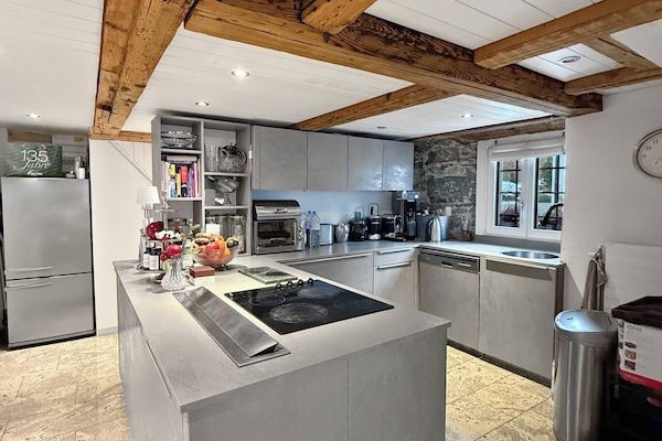Ferienhaus, 4 Schlafzimmer, Terrasse, Seeblick | Innenbereich