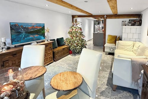 House, 4 Bedrooms, Terrace, Lake View | Interior