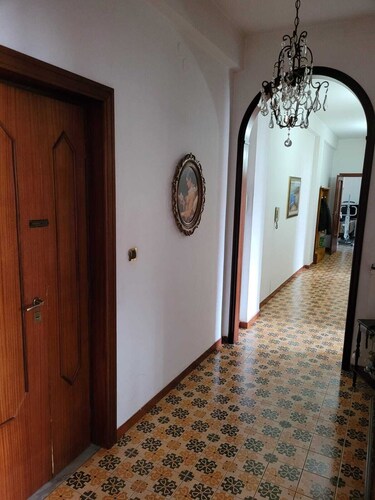 Lilly's house