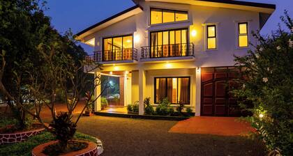 Valdivian Villa by Alaya Stays 3- BHK