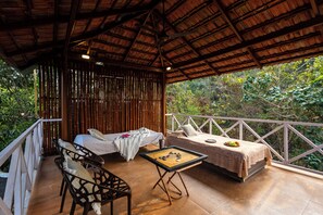 Property grounds - Valdivian Villa by Alaya Stays 3- BHK (Alibag)