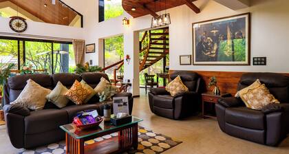 Valdivian Villa by Alaya Stays 3- BHK