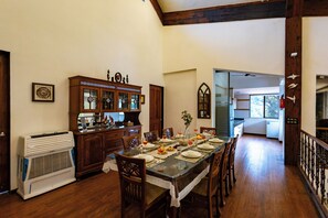 디럭스 빌라 | 다이닝