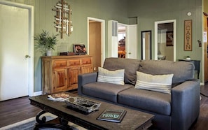Lobby - Pet-Friendly Cabin w/ Fireplace & Mountain Views (Ruidoso)