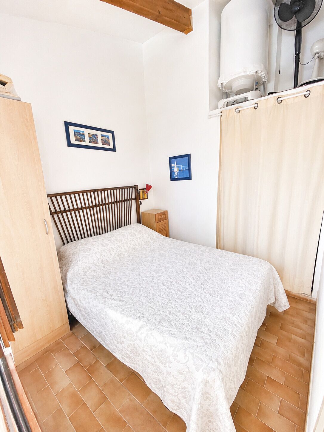 1 bedroom, iron/ironing board, bed sheets