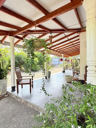 Peaceful 3BR Villa | Fast Starlink WiFi | Walk to Beach