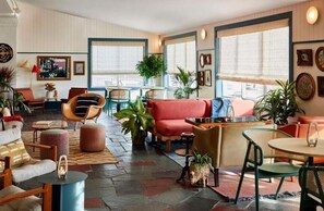 Interior - 2BR Suite | Wayfinder Newport | Group Basecamp, Authentic Newport (Newport County)