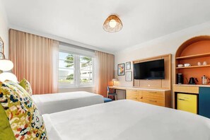 Room - Double | Beach Plaza | Art Deco Charm, Collins Ave, South Beach Ease | 2 Units (Miami Beach)