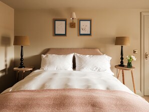 Double Room - The Bell & Crown (Zeals)