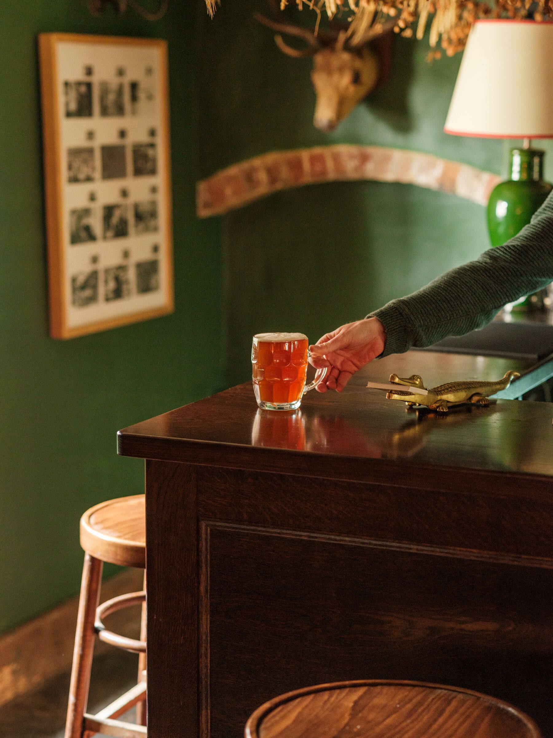 المنشأة من الداخل