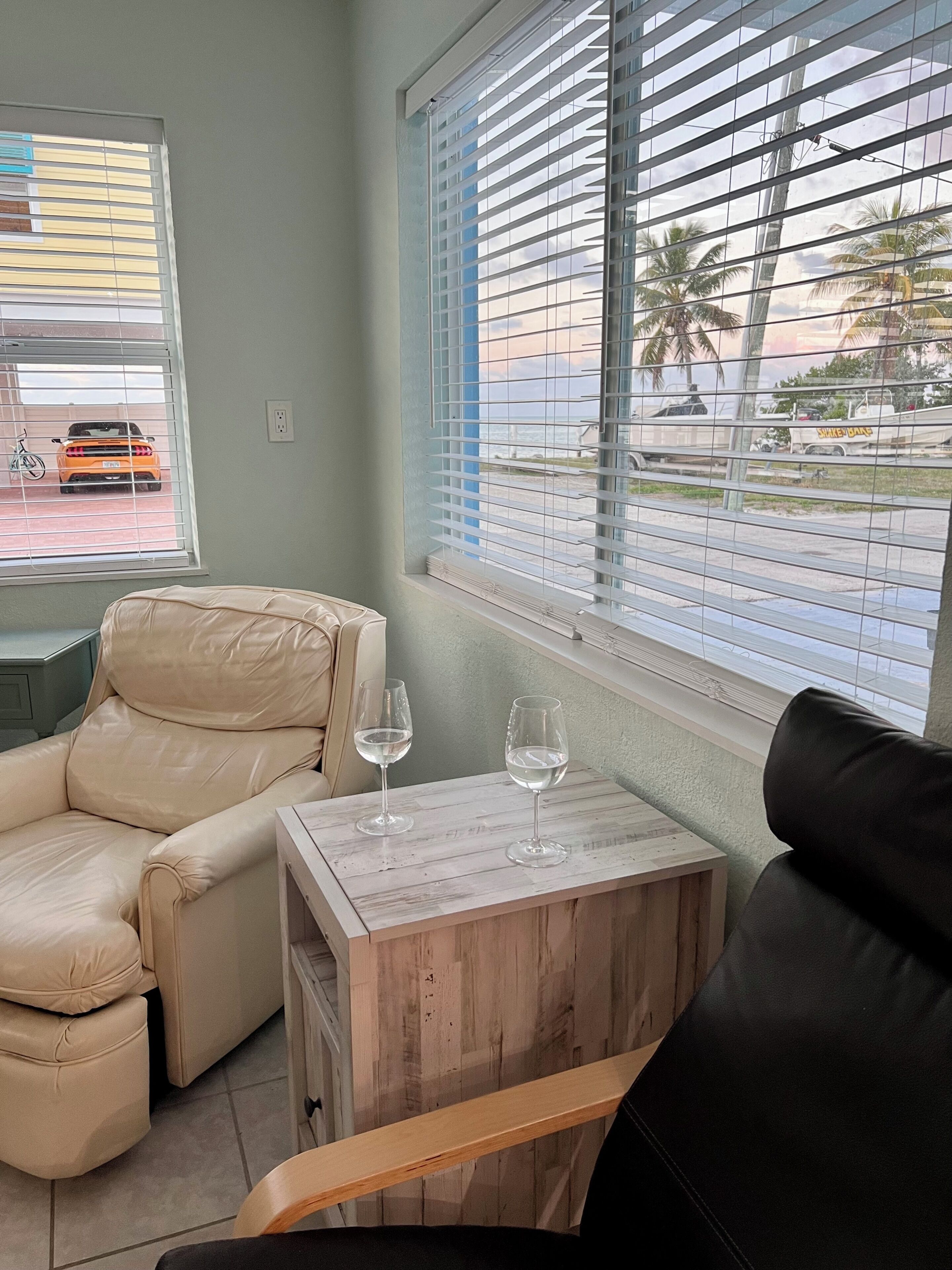 3-bedroom Turtle Theme  House In Little Venice,  Marathon With Ocean View - Marathon, FL