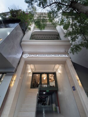 Fachada de la propiedad