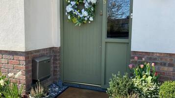 Perincian bahagian luar