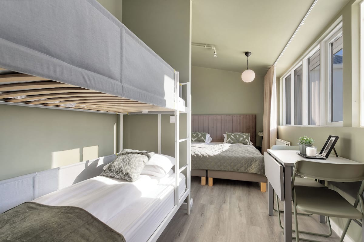 Economy Quadruple Room