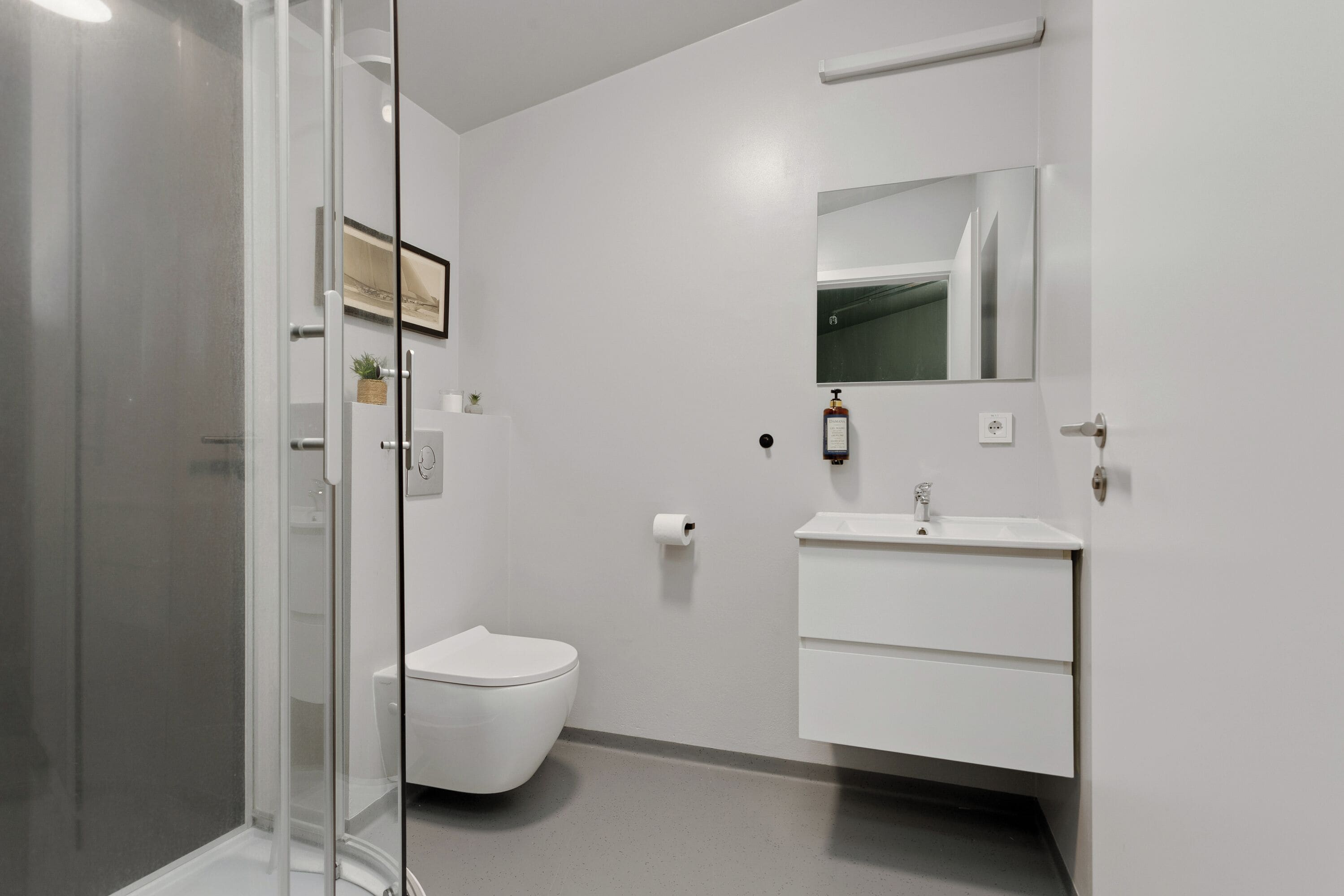 Apartament superior | Bany | Dutxa, assecador de cabells, tovalloles i sabó 