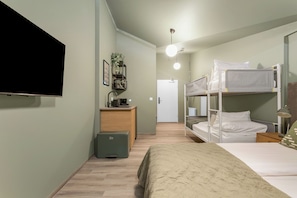 ห้องดีลักซ์สำหรับสี่ท่าน