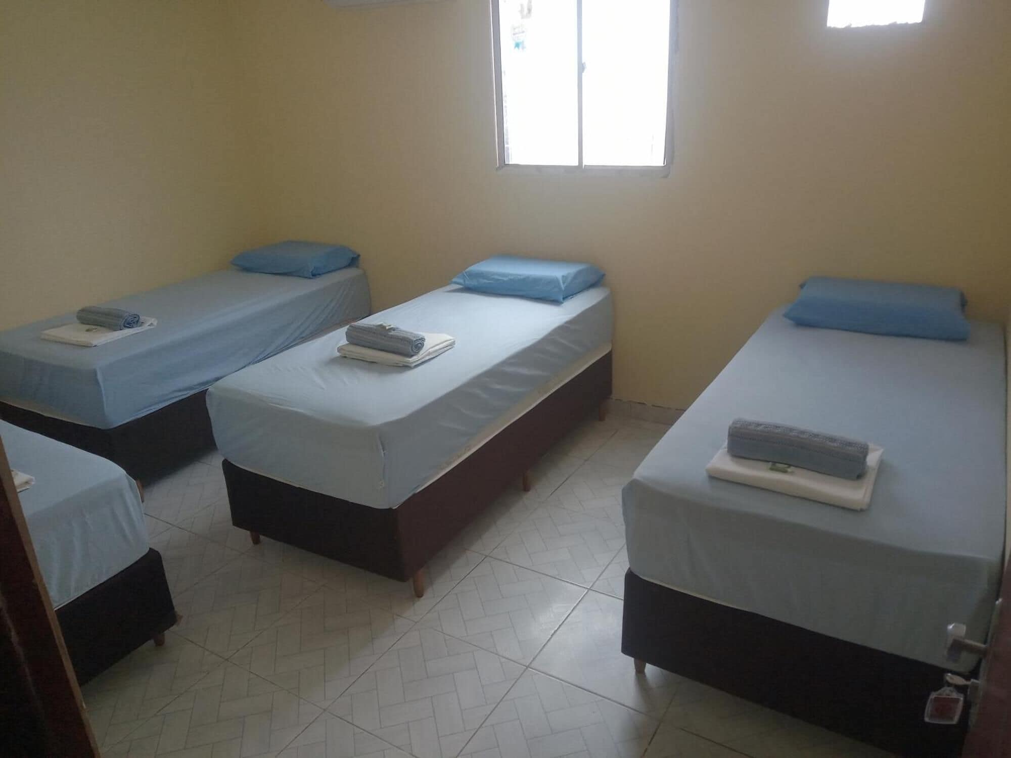 9 bedrooms, internet