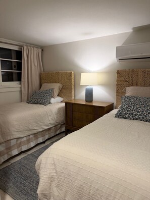 Room - Travis Heights Gem, Walk to Lady Bird Lake & SoCo (Austin)