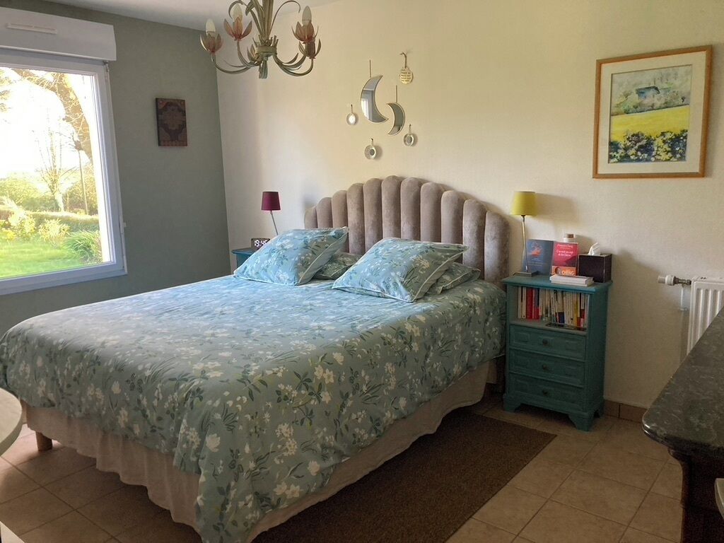 2 habitaciones, tabla de planchar con plancha, internet y ropa de cama 