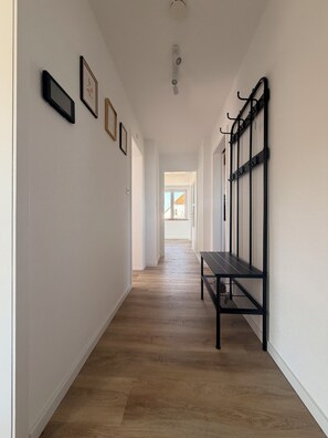 Interior - Cozy Home/ Central, cozy and spacious living (Schramberg)