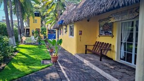 Standard Double Room, Private Bathroom, Beachfront | Terrace/patio - Hotel Cafe Del Sol (Monterrico)