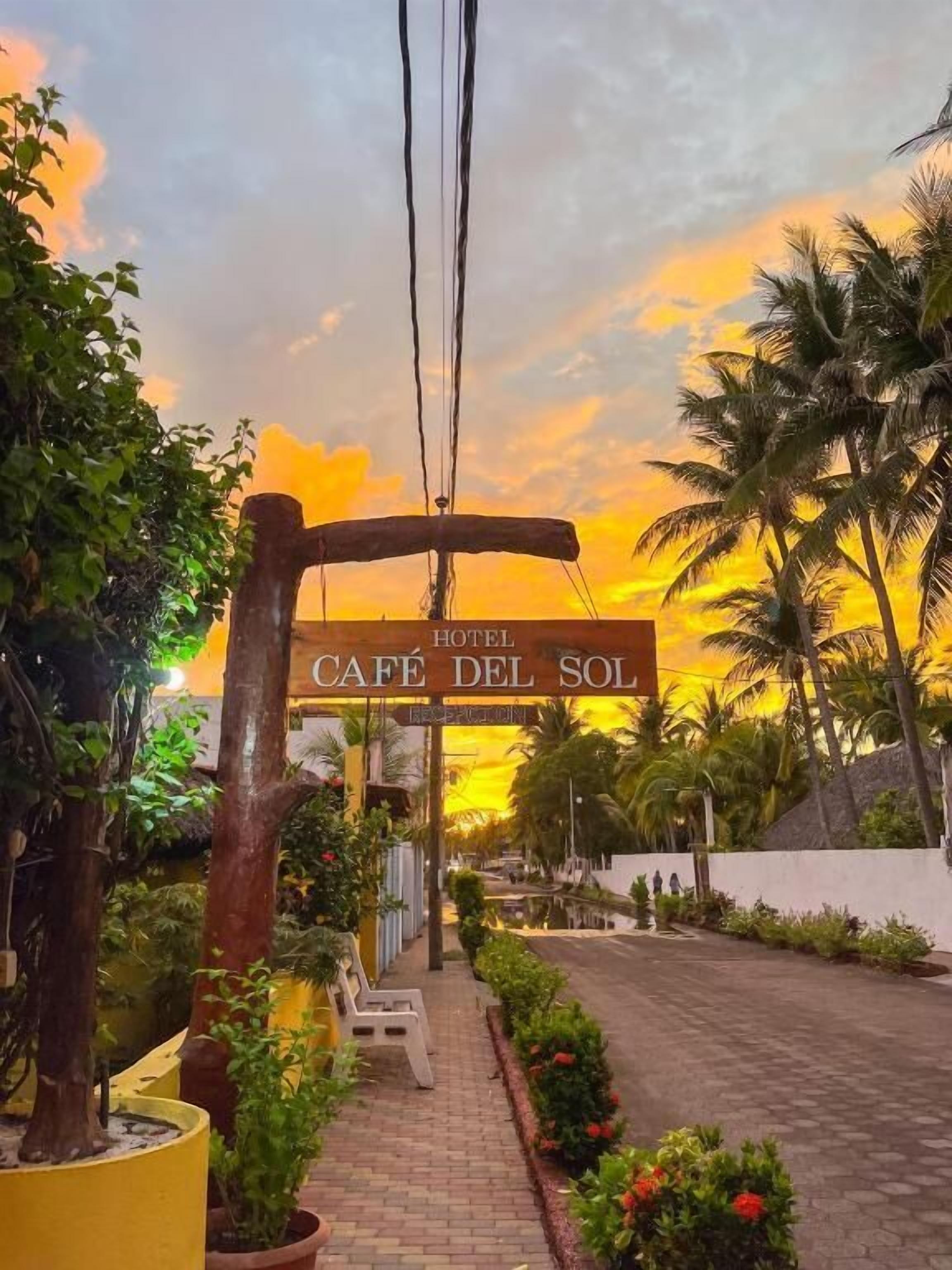 Mặt tiền nơi lưu trú