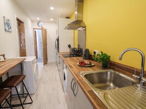 식기 세척기, 조리 도구/접시/주방 기구
