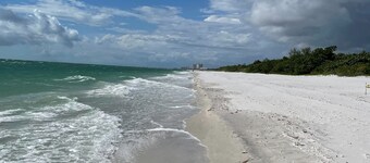 Heated Saltwater Pool • Near 5th Ave & Beaches • Spring Deals