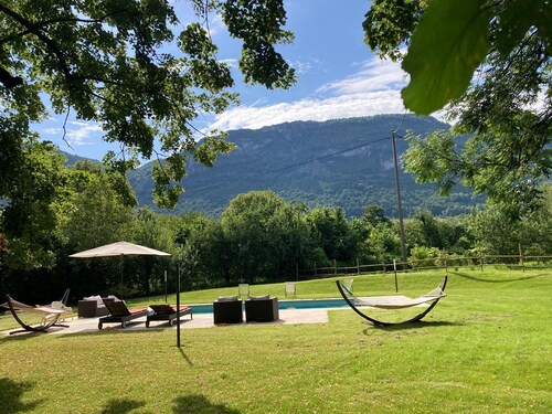 La Bastide de Combe Laval – Piscine, dépendance & grand domaine