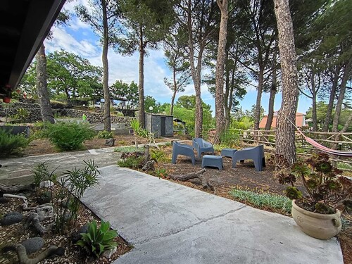 Etna Country Home!  A relaxing retreat surrounded by nature