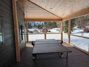 Terrace/patio - Mountain View Cottage in the heart of Leavenworth (Leavenworth)