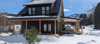 Mountain View Cottage in the heart of Leavenworth