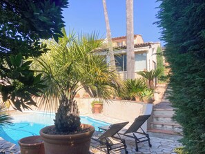 Pool - Villa for 7 guests with private pool and hot tub near Cannes (Fréjus)