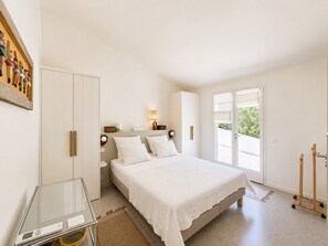 3 Schlafzimmer, Reisekinderbett, WLAN, Bettwäsche