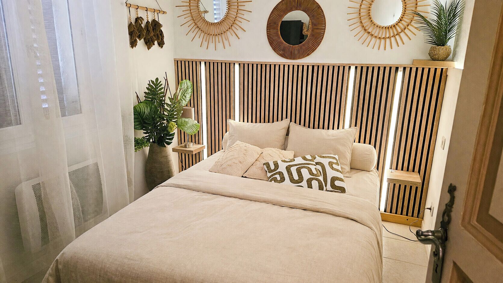 3 bedrooms, travel cot, WiFi, bed sheets