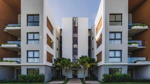 Exterior - Beautiful 1-Bedroom Apt en las Canas punta cana. (Punta Cana)