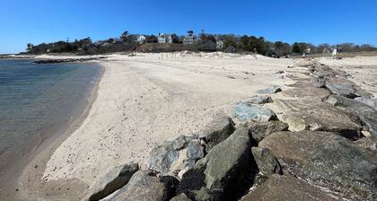 Relaxing Cape Escape • Family Retreat • Walk to Beach • 6 beds • Sleeps 8