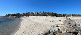 Relaxing Cape Escape âą Family Retreat âą Walk to Beach âą 6 beds âą Sleeps 8