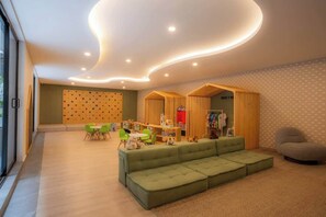 Children’s area - Modern CDMX Apt | Pool, Gym & Free Parking (Mexico City)