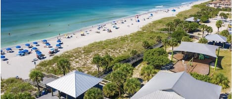 Beach nearby, sun-loungers, beach towels