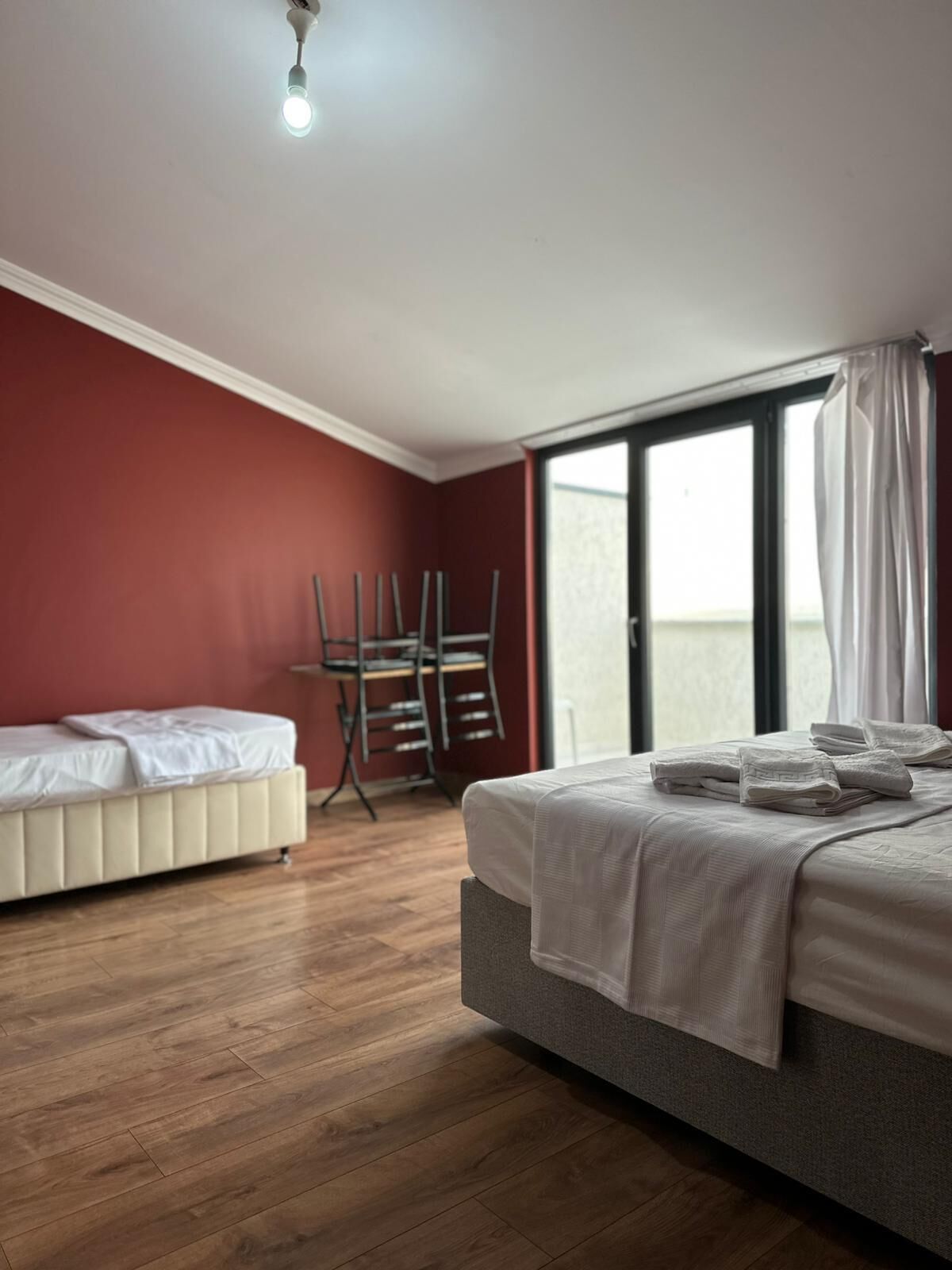Deluxe Apartment, 2 Bedrooms | WiFi (free), bed sheets