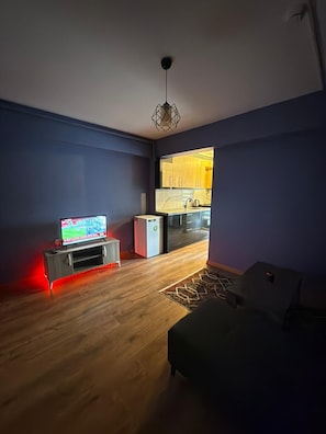 Comfort Condo, 1 Double Bed with Sofa bed, Smoking, Balcony | Living area | 42-inch Smart TV with satellite channels - Aras Suit (Bursa)