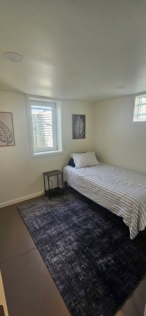 5 Schlafzimmer, Bügeleisen/Bügelbrett, Internetzugang, Bettwäsche